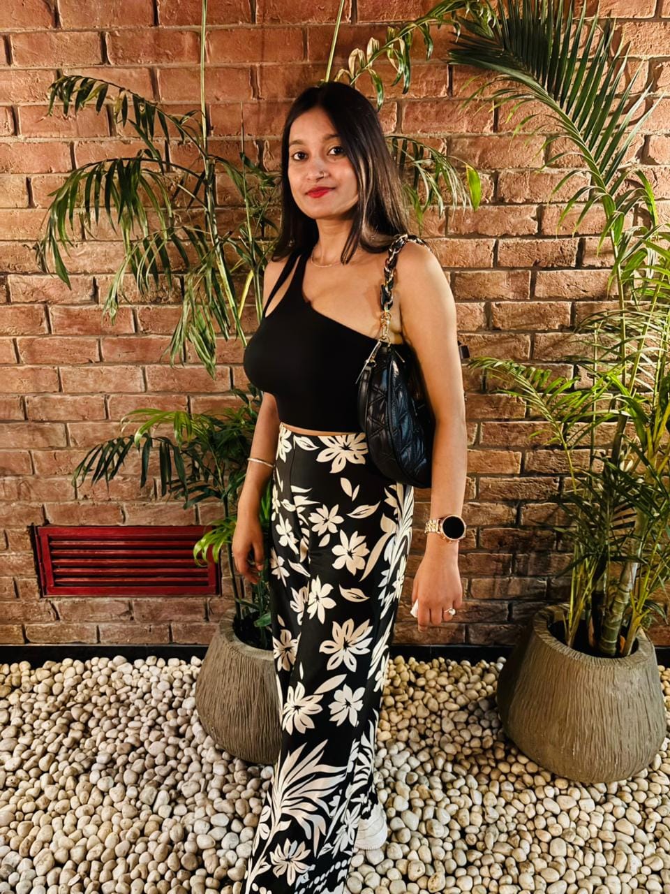 Payal, homely housewife call girl in Madivala Bangalore