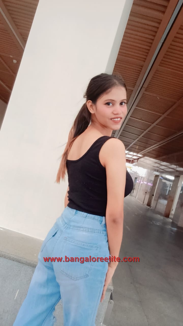 Neha, friendly call girl in Marathahalli Bangalore
